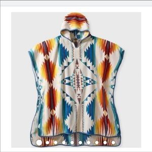 FALCON COVE TWEEN HOODED TOWEL